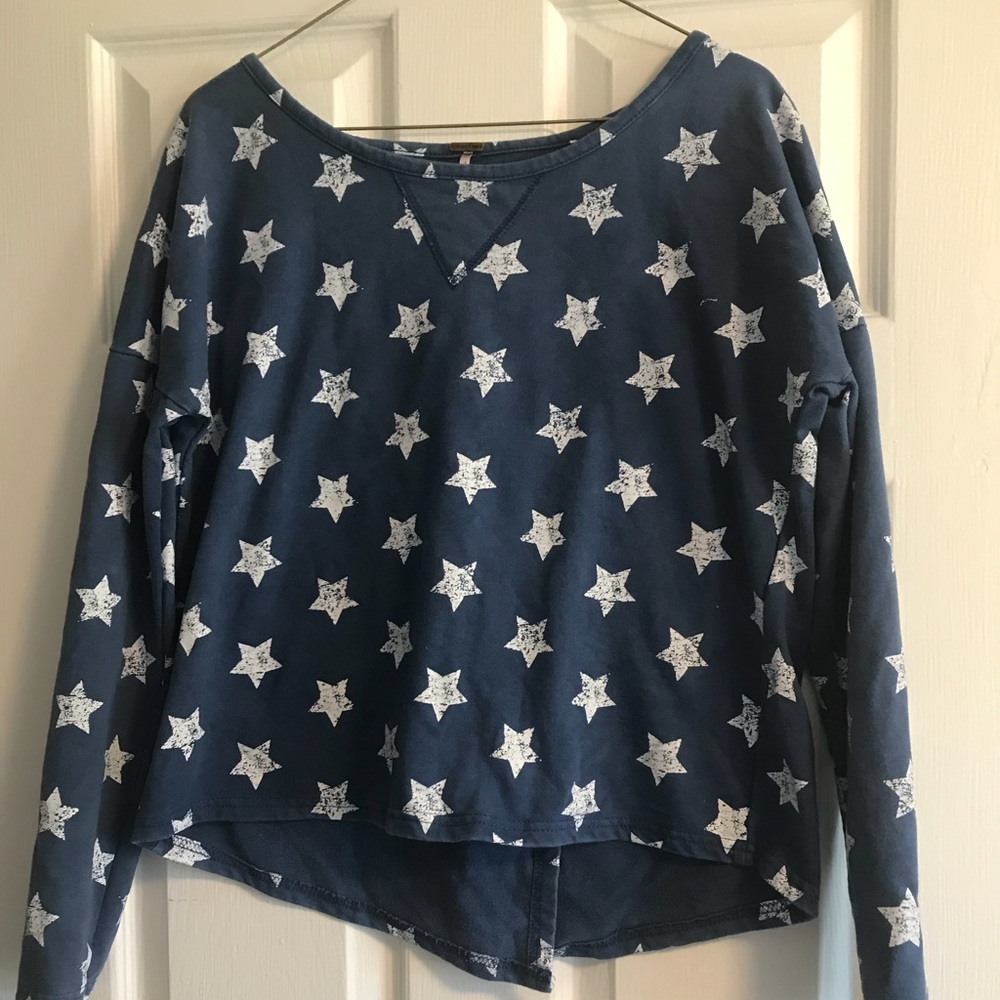 Star sweatshirt, open cross back